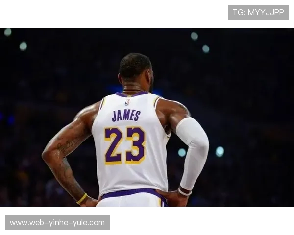 湖人连胜势头强劲詹姆斯关键表现引领球队冲击季后赛